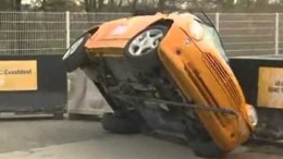Když se převrátí kabriolet – rollover test Citroën C3 Pluriel, Mini Cooper a Peugeot 207