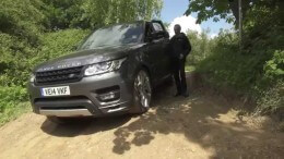 Land Rover ovládaný mobilem – Autonomous Car Technology