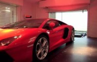 Milionář vyváží svá luxusní auta výtahem až do obýváku