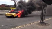 Smutná sváteční vyjížďka – Lamborghini Miura lehla popelem