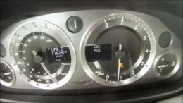 300 z místa – 7 aut a akcelerace, která bere dech