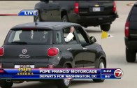 Žádný papamobil – Papež František odjel z letiště ve Fiatu 500 L